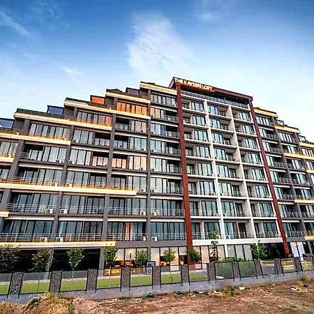 Отель The Loft 3*