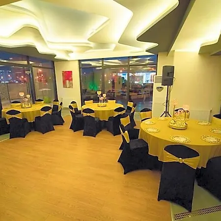 The Loft 3*