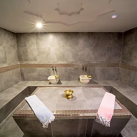 The Loft Отель 3*