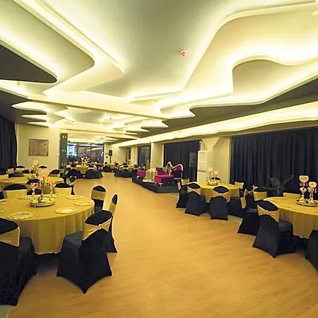 The Loft 3*